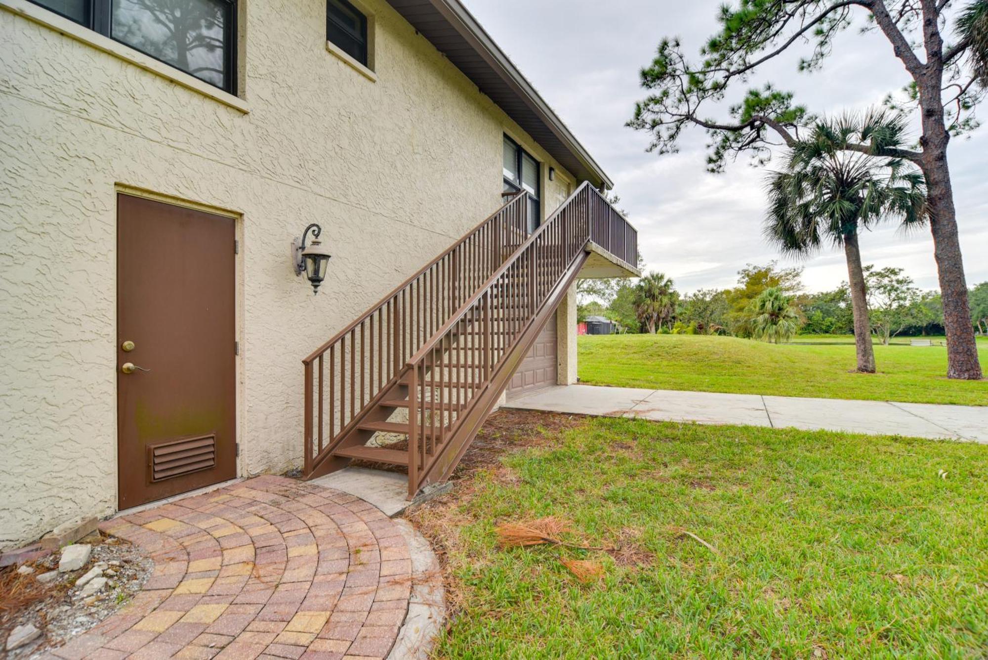 Sleek Largo Studio With Pond Less Than 7 Mi To Beach! Buitenkant foto
